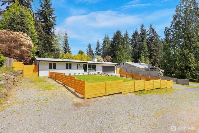 5319 201st Place SW, Lynnwood, WA 98036