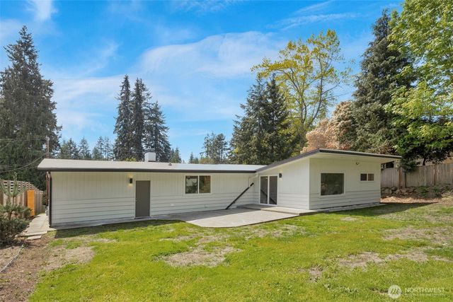 5319 201st Place SW, Lynnwood, WA 98036