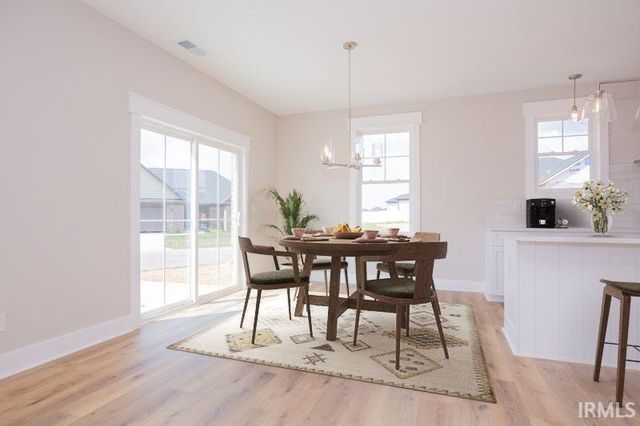 18802 Roscommon Road, Evansville, IN 47725