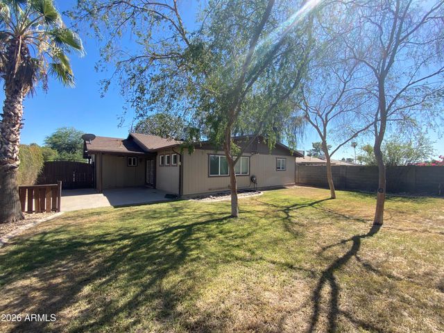 6728 W VOGEL Avenue, Peoria, AZ 85345