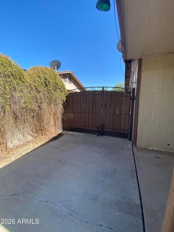 6728 W VOGEL Avenue, Peoria, AZ 85345