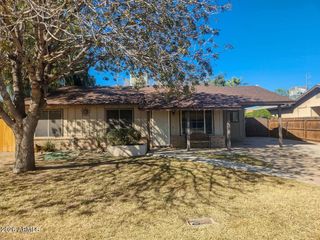 6728 W VOGEL Avenue, Peoria, AZ 85345