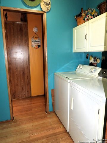 164 E 18th, Lakehills, TX 78063