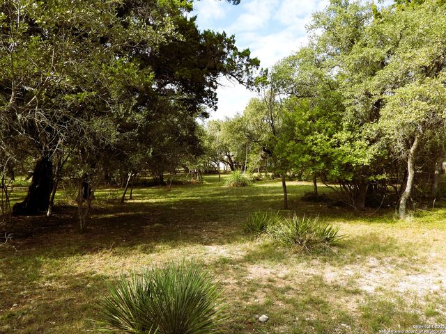 164 E 18th, Lakehills, TX 78063