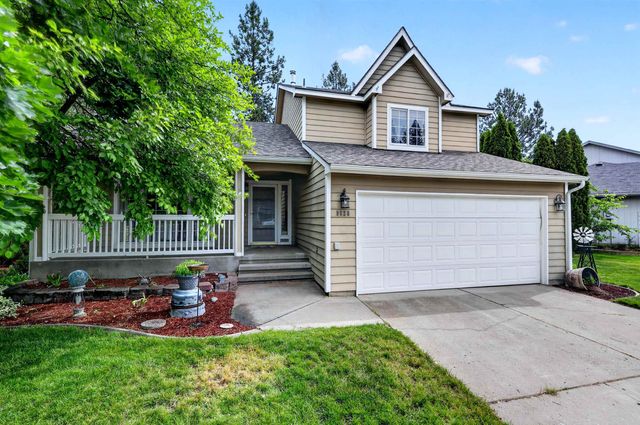 9920 N Parkside Dr, Nine Mile Falls, WA 99026