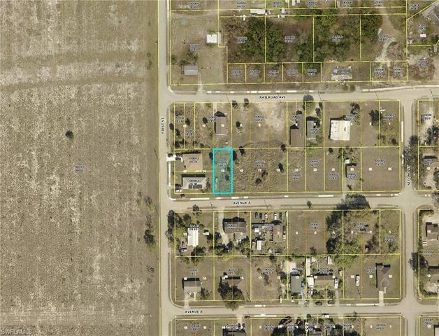23021 Avenue A, Alva, FL 33920