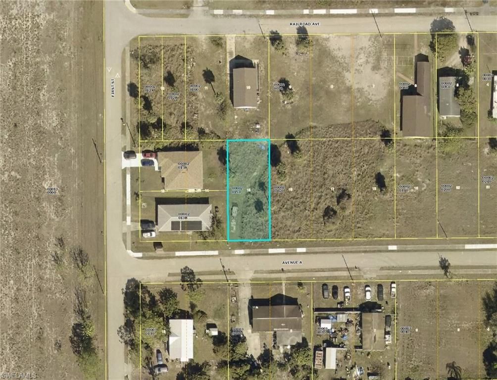 23021 Avenue A, Alva, FL 33920