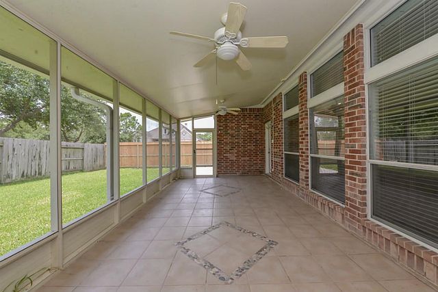 2387 Marina View Way, League City, TX 77573