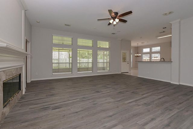 2387 Marina View Way, League City, TX 77573