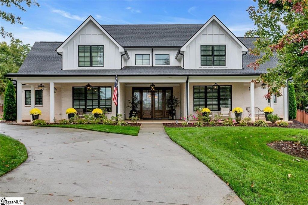201 Stillwaters Bay Drive, Taylors, SC 29687