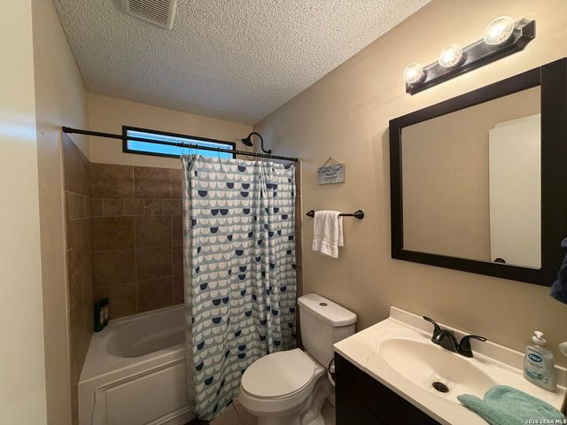 310 RIVIERA DR, Canyon Lake, TX 78133