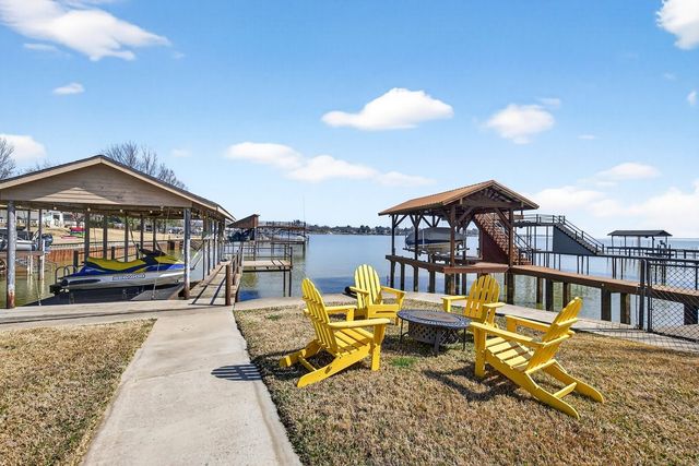 183 Seaside Drive, Gun Barrel City, TX 75156