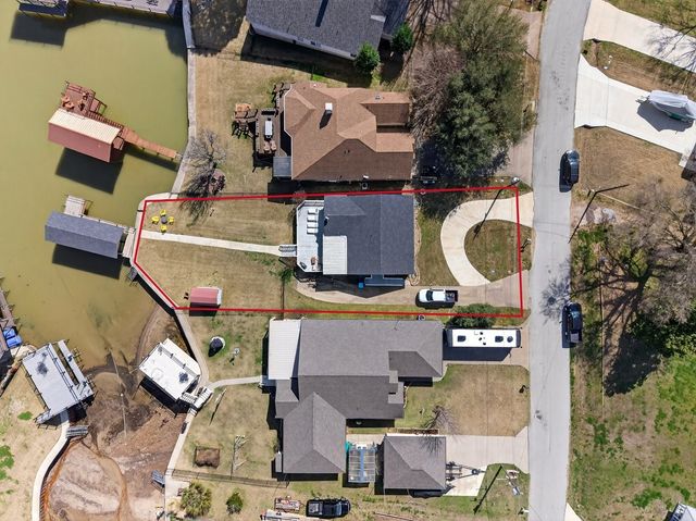 183 Seaside Drive, Gun Barrel City, TX 75156