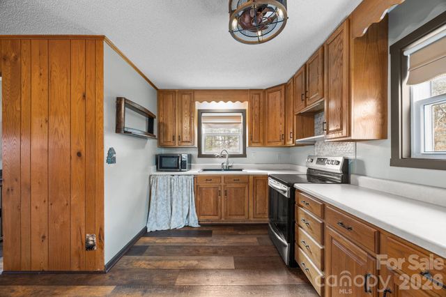 1169 Rickman Creek Road, Franklin, NC 28734