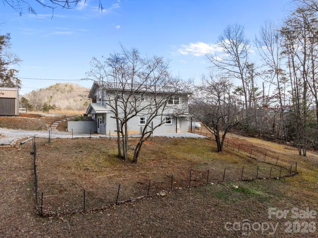 1169 Rickman Creek Road, Franklin, NC 28734