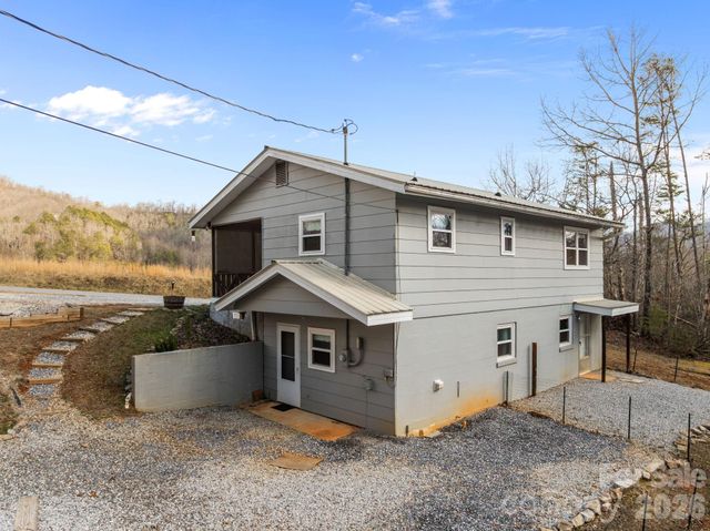 1169 Rickman Creek Road, Franklin, NC 28734