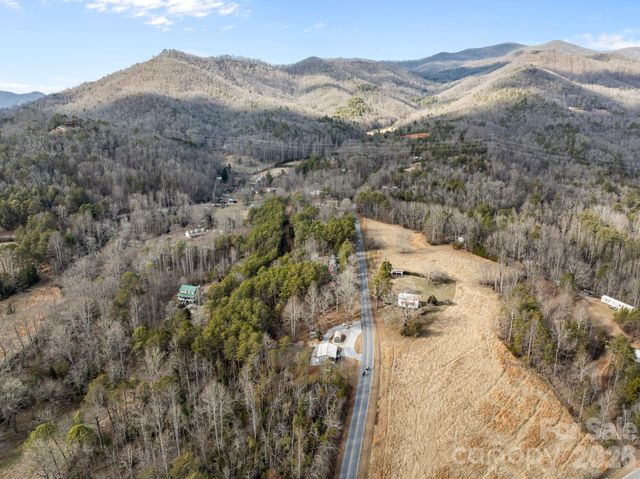 1169 Rickman Creek Road, Franklin, NC 28734