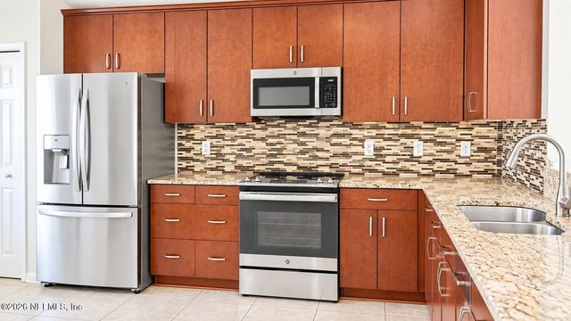 12234 LAVENHORN Road, Jacksonville, FL 32258
