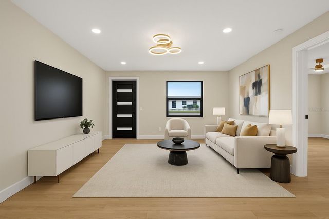 6107 COLE DRIVE, Tampa, FL 33634