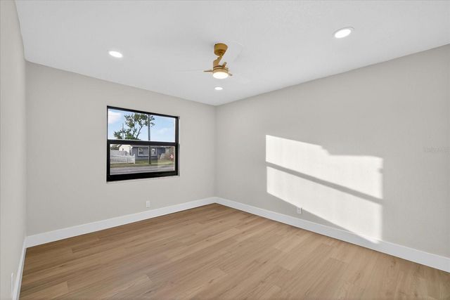 6107 COLE DRIVE, Tampa, FL 33634