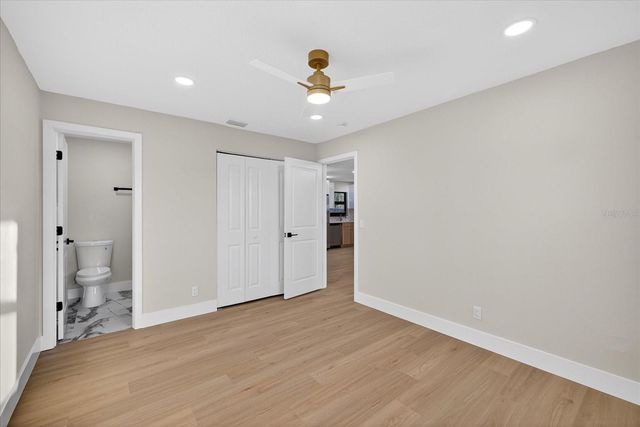 6107 COLE DRIVE, Tampa, FL 33634