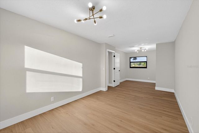 6107 COLE DRIVE, Tampa, FL 33634