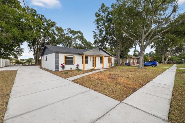 6107 COLE DRIVE, Tampa, FL 33634