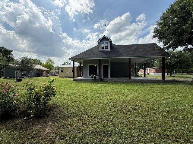 8380 Shady Lane, Bryan, TX 77808