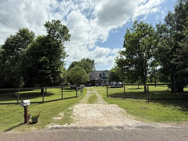 8380 Shady Lane, Bryan, TX 77808