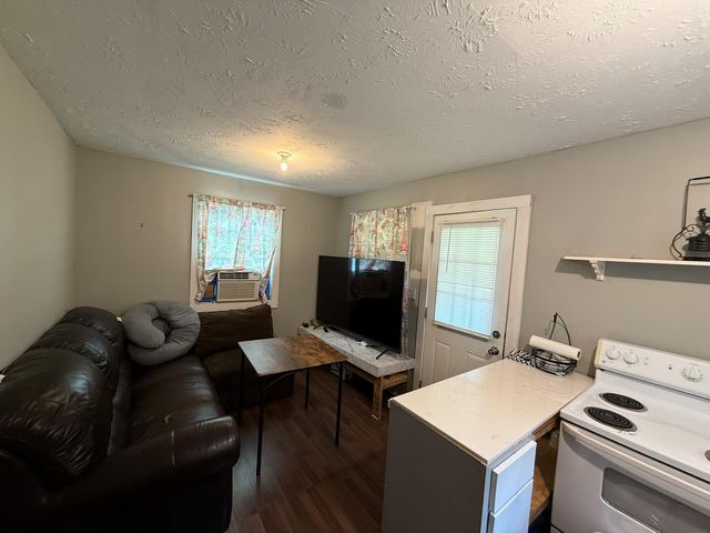 8380 Shady Lane, Bryan, TX 77808