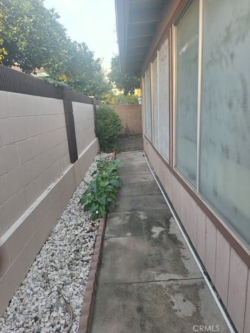 1380 Teakwood, Hemet, CA 92543