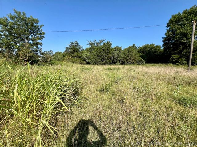 28360 Arbeka Road, Henryetta, OK 74437