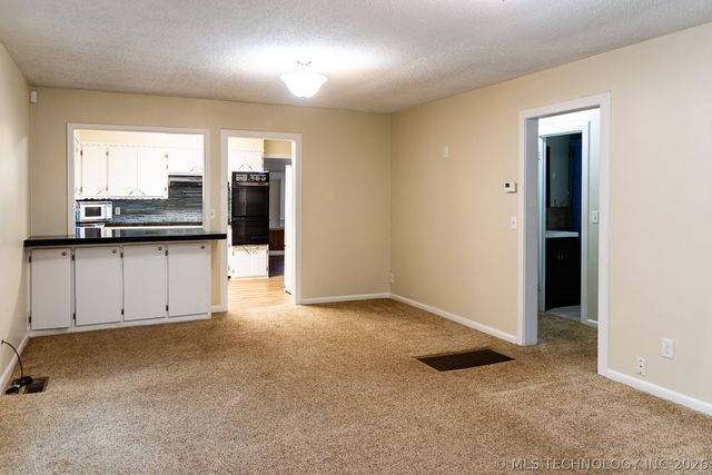 28360 Arbeka Road, Henryetta, OK 74437