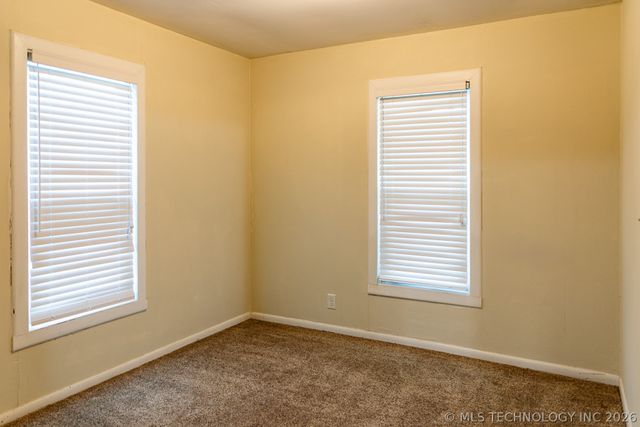 28360 Arbeka Road, Henryetta, OK 74437