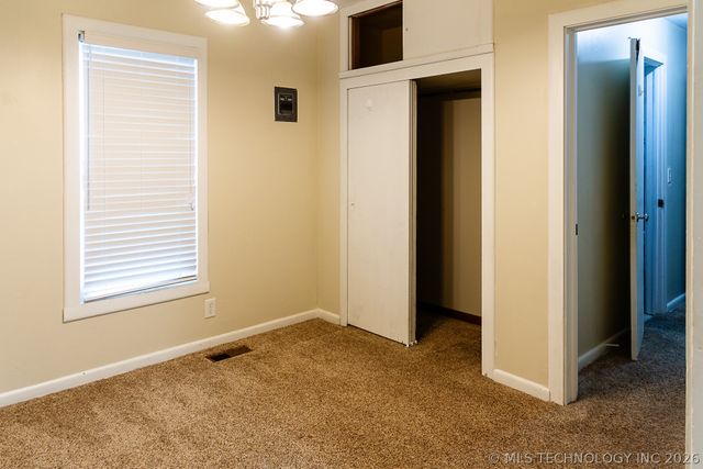 28360 Arbeka Road, Henryetta, OK 74437