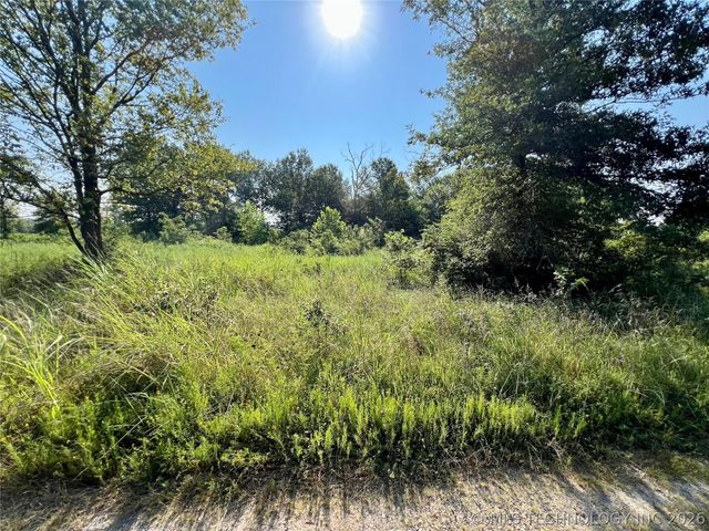 28360 Arbeka Road, Henryetta, OK 74437