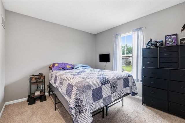 903 Silver Lake Circle, Raymore, MO 64083