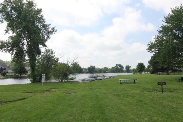 903 Silver Lake Circle, Raymore, MO 64083