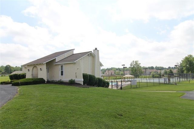 903 Silver Lake Circle, Raymore, MO 64083