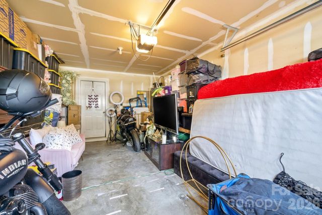 3157 Green Apple Drive, Dallas, NC 28034