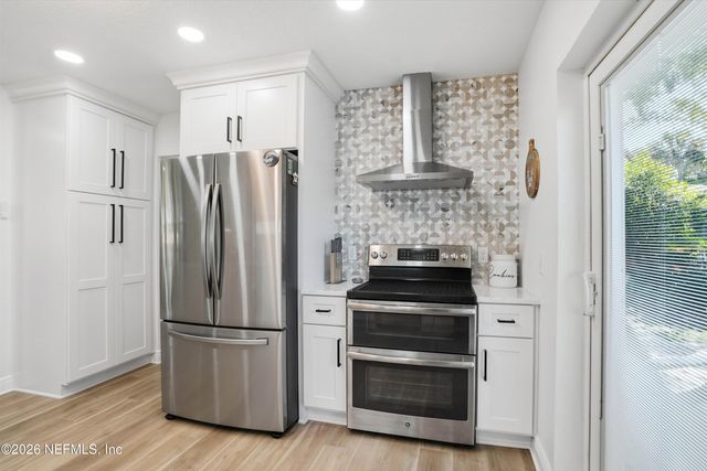 416 HOPKINS Street, Neptune Beach, FL 32266