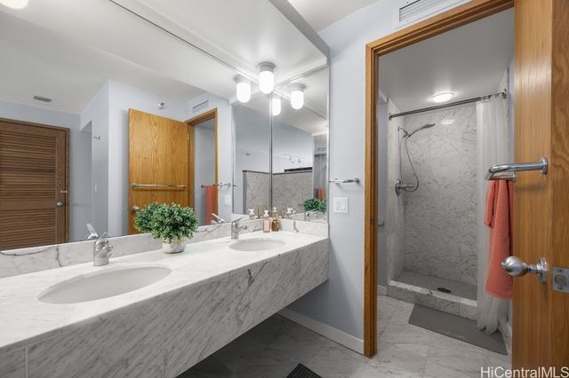 1330 Ala Moana Boulevard 3306, Honolulu, HI 96814