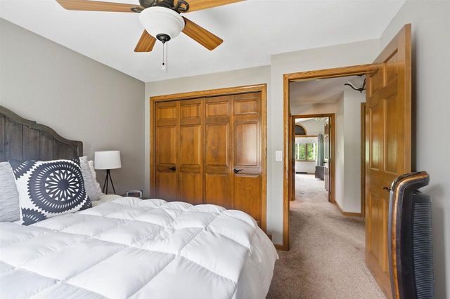 926 MILLBROOK DRIVE, Neenah, WI 54956