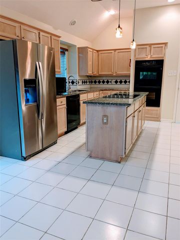 635 Avery Drive, Sugar Land, TX 77479