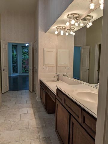 635 Avery Drive, Sugar Land, TX 77479