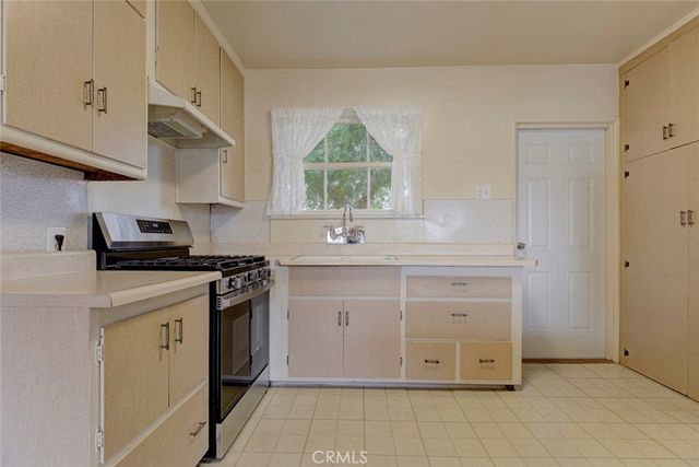5533 W 120th, Inglewood, CA 90304