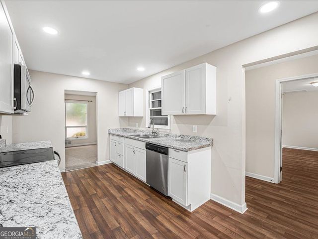 247 Smithstone Path, Fayetteville, GA 30214