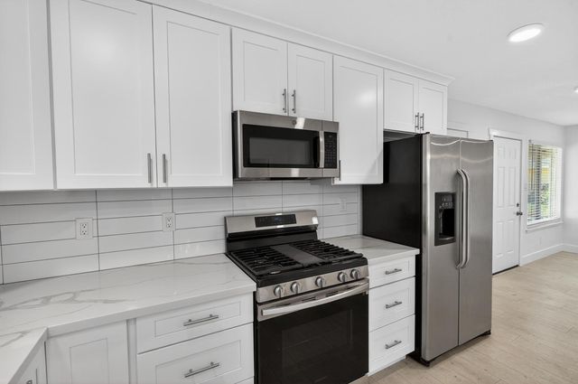 10457 Rockingham Dr, Rancho Cordova, CA 95670