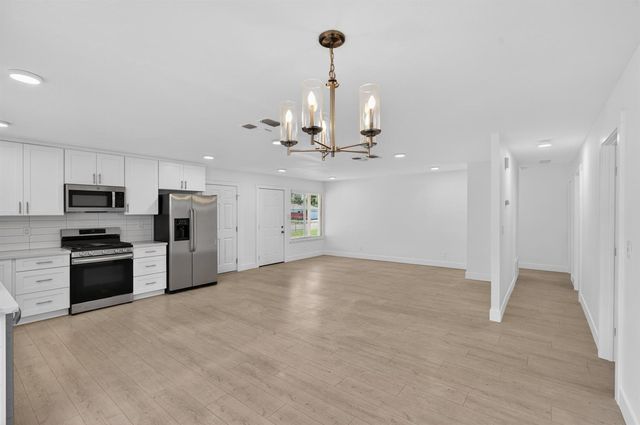 10457 Rockingham Dr, Rancho Cordova, CA 95670