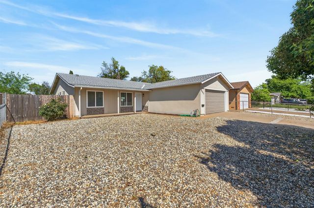 10457 Rockingham Dr, Rancho Cordova, CA 95670